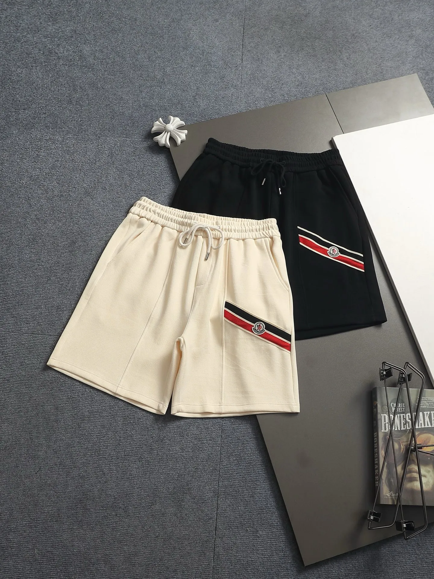 Mo NCLER 26ss Same Style 🔥 ～ ， ， M Classic logo ！ Breathable ， 。Premium ， ！ Same Style！ ：Black Size：S M L XL XXL